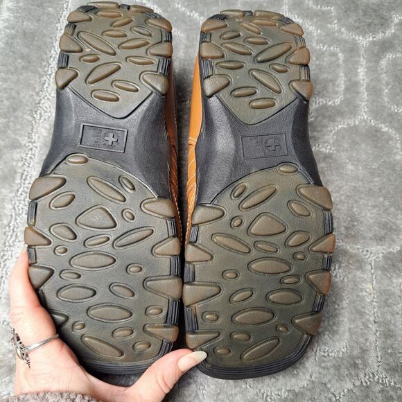 DR MARTENS Brown Leather Slip On Mules 8B02 LEATHER SQUARE TOE SHOES WOMENS SZ 6 - Picture 6 of 9